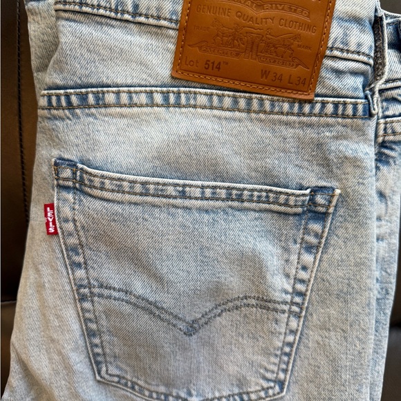 Levi's Light Wash Womens Jeans - Picture 3 of 5